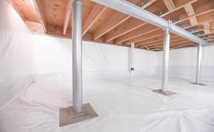 Crawl space structural support jacks installed in Brandon